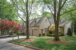 25 Lands End Dr, Greensboro, NC 27408 - Photo 1