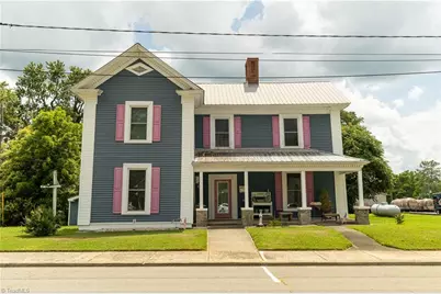 216 E Main Street, Pilot Mountain, NC 27041 - Photo 1