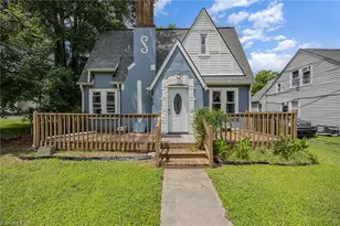 4 Elliott Dr, Thomasville, NC 27360 - Photo 1