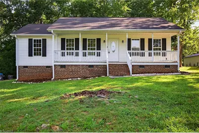 2102 Smith Street, Reidsville, NC 27320 - Photo 1