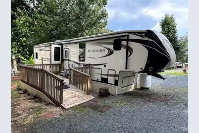 101 Marina Drive, New London, NC 28127 - Photo 1