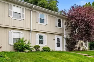 5725-L Bramblegate Rd, Greensboro, NC 27409 - Photo 1