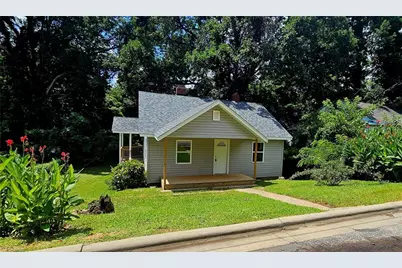 702 Roach Street, Reidsville, NC 27320 - Photo 1