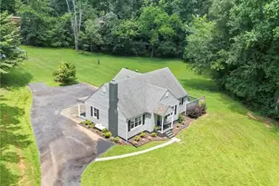 151 Hill St, Elkin, NC 28621 - Photo 1