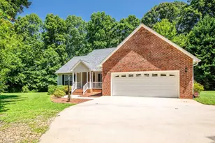 499 Butler Dr, Thomasville, NC 27360 - Photo 1