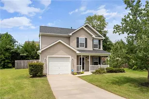 7 Bruin Ct, Greensboro, NC 27405 - Photo 1