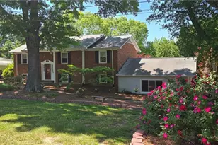 116 Ridgeway Rd, Thomasville, NC 27360 - Photo 1