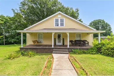 501 N 3rd Avenue, Mayodan, NC 27027 - Photo 1