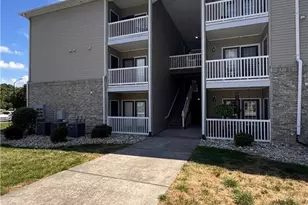 7106 Friendly Ave, Greensboro, NC 27410 - Photo 1