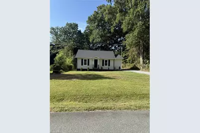 415 Green Street, Burlington, NC 27217 - Photo 1