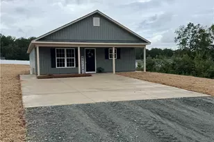 203 Star View Dr, King, NC 27021 - Photo 1