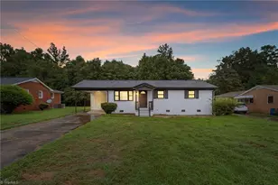 639 Holly St, Burlington, NC 27217 - Photo 1