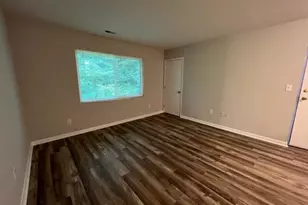 1100 Crescent Dr, Reidsville, NC 27320 - Photo 1