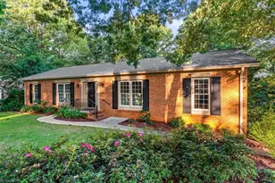 1817 Beechtree Rd, Greensboro, NC 27408 - Photo 1