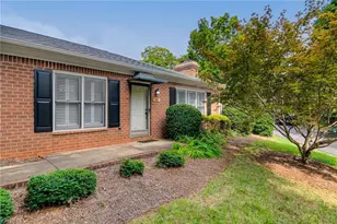 818 Devon Ct, Winston-Salem, NC 27104 - Photo 1