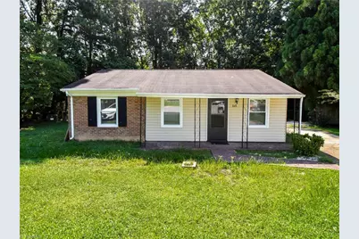 848 Charles Court, Winston-Salem, NC 27107 - Photo 1