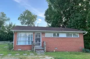 2902 Phillips Ave, Greensboro, NC 27405 - Photo 1