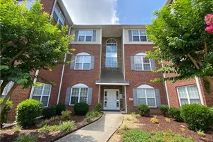 6981 Hanesbrook Cir, Clemmons, NC 27012 - Photo 1