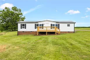 1055 Woolen Store Rd, Reidsville, NC 27320 - Photo 1