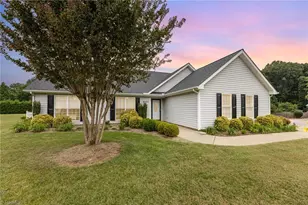 6141 Hickory Creek Rd, Winston-Salem, NC 27107 - Photo 1