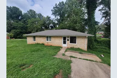 2725 Drewry Lane, Winston-Salem, NC 27105 - Photo 1