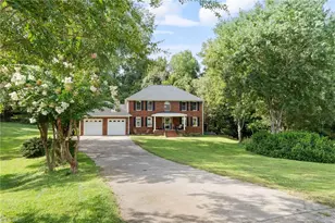 157 Ashbury Ct, Lexington, NC 27295 - Photo 1