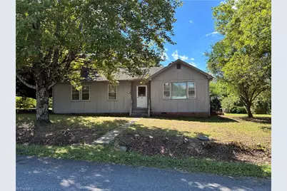 138 Peacehaven Circle, Mount Airy, NC 27030 - Photo 1