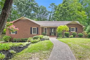 403 Edinburgh Dr, Burlington, NC 27215 - Photo 1