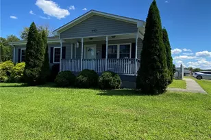 983 Newsome St, Mount Airy, NC 27030 - Photo 1