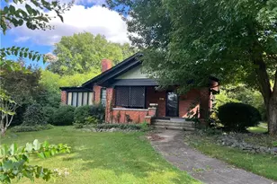 400 Cherry St, Mount Airy, NC 27030 - Photo 1