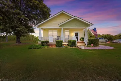 167 Sallie Drive, Thomasville, NC 27360 - Photo 1