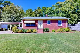 300 Hillside Dr, Lexington, NC 27295 - Photo 1