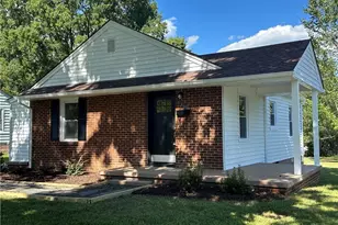 520 Delaware Ave, Burlington, NC 27217 - Photo 1