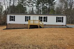 331 Johnson Rd, North Wilkesboro, NC 28659 - Photo 1