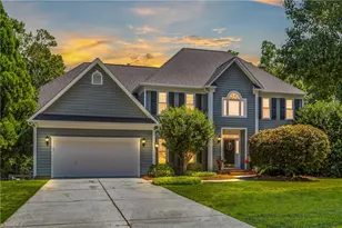 3219 Peninsula Dr, Jamestown, NC 27282 - Photo 1