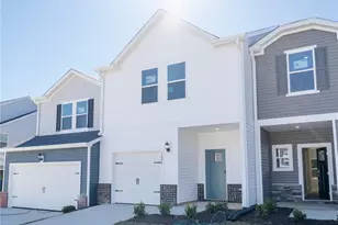 1006 Winding Spg Dr, Mebane, NC 27302 - Photo 1