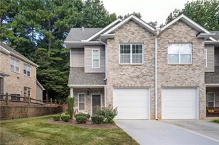 640 Friendway Rd, Greensboro, NC 27410 - Photo 1