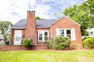 410 W Willowbrook Dr, Burlington, NC 27215 - Photo 1