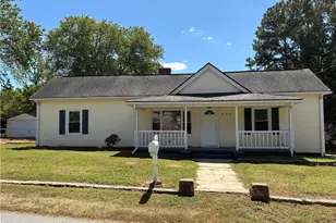 630 Morehead St, Eden, NC 27288 - Photo 1