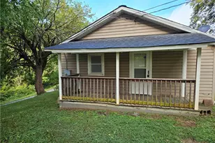 411 Thomas St, Eden, NC 27288 - Photo 1
