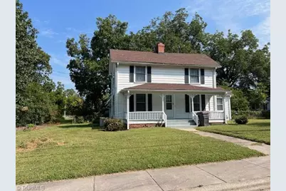 636 Lindsey Street, Reidsville, NC 27320 - Photo 1