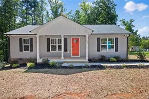 605 Roosevelt St, Mebane, NC 27302 - Photo 1