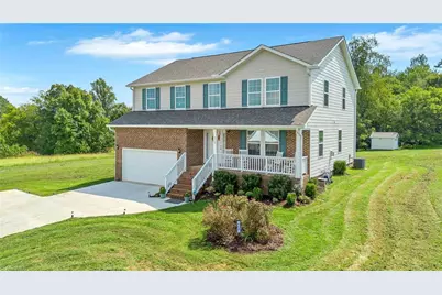 112 Oak Pointe Lane, Wilkesboro, NC 28697 - Photo 1