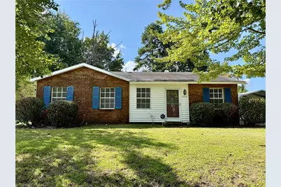 607 Munster Avenue, Greensboro, NC 27406 - Photo 1