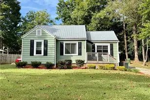 125 Eastside Dr, Lexington, NC 27292 - Photo 1