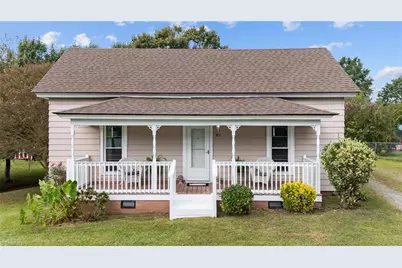 512 Concord Street, Thomasville, NC 27360 - Photo 1