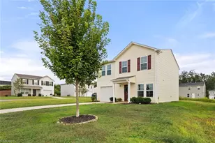 201 Pleasant Willow Pl, Greensboro, NC 27405 - Photo 1