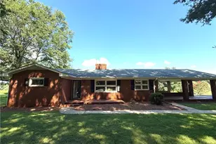 6014 Vienna Dozier Rd, Pfafftown, NC 27040 - Photo 1