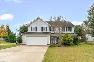 4514 Woodway Dr, Kernersville, NC 27284 - Photo 1