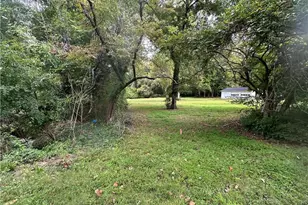 134 Hewes St, Winston-Salem, NC 27103 - Photo 1